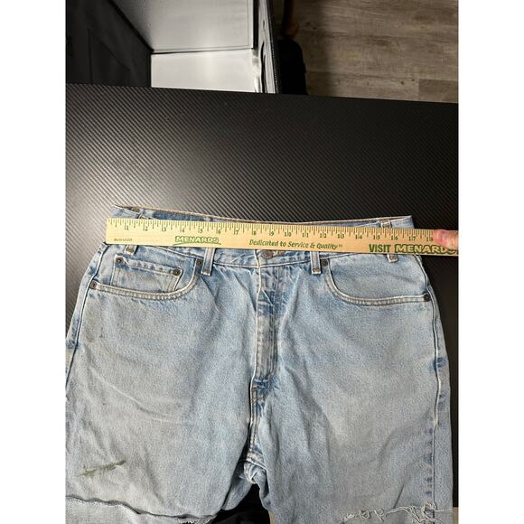 Vintage Levi’s Jean Shorts Relaxed Straight - Cutoff Jorts Fits 34 Waist - Picture 5 of 13